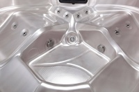 Гидромассажный СПА бассейн Sunrans SR812B